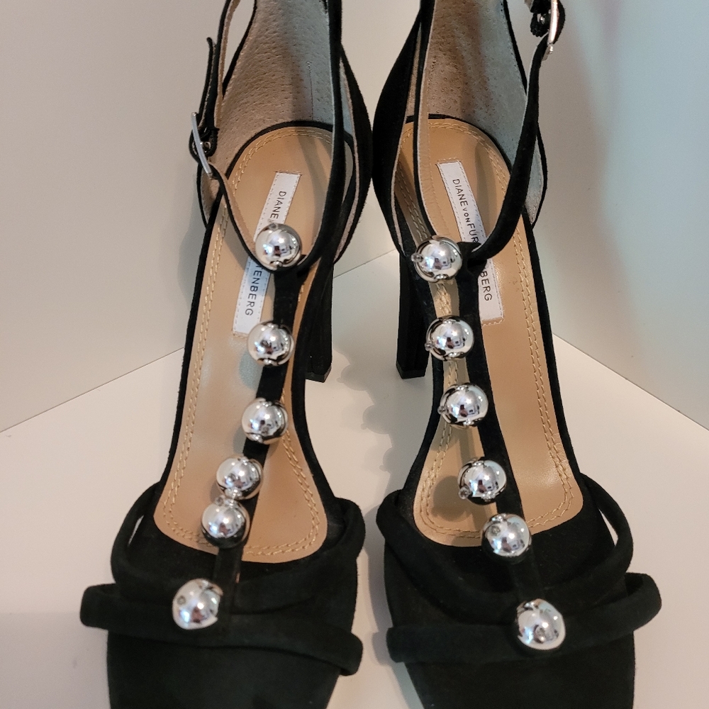 Diane vonFurstenberg | Black Suede T-Strap w/ Silver Ball Detail | Sz 9